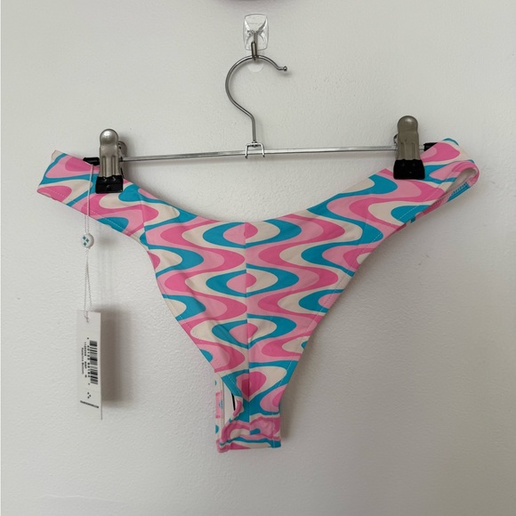 Colorful Patterned Bikini Set - Picture 6 of 7